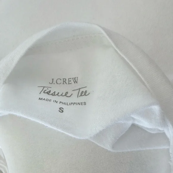 NWOT J.Crew Women’s Classic-Fit Crewneck Tissue T-Shirt | Small (US 2-4) - Picture 4 of 10